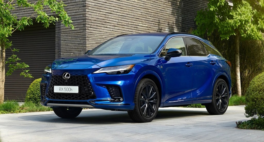 Lexus RX 500h F SPORT – SUV ตัวใหญ่ ขับนุ่ม ฟีเจอร์แน่น
