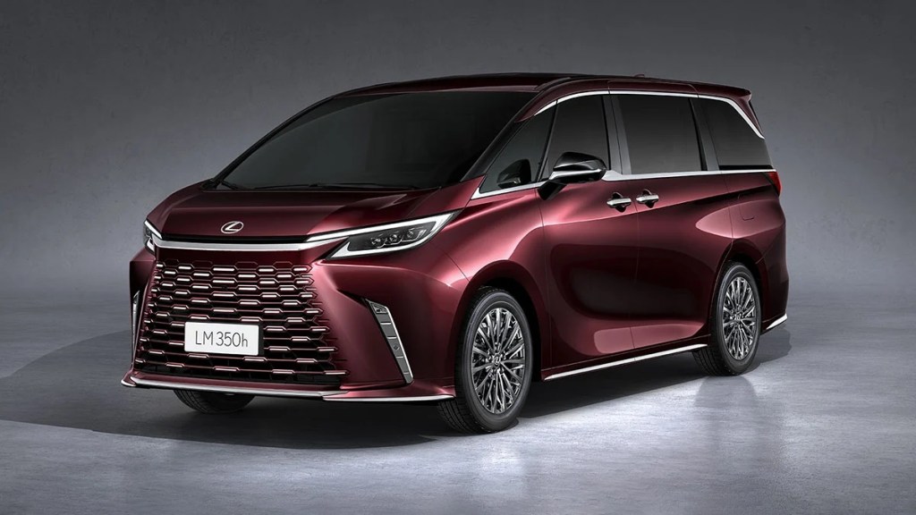 Lexus LM 350h – MPV ระดับเฟิร์สคลาส นั่งสบายที่สุดในไทย